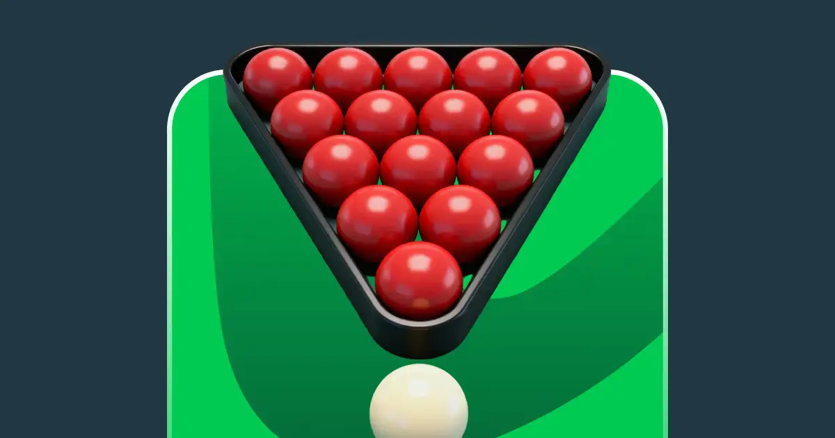 כדור לבן על שולחן סנוקר ירוק לצד משולש של כדורים אדומים, מוכן לפתיחת משחק קזינו. stakeil -